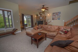 Townhome, 4 Bedrooms, Fireplace | Living area