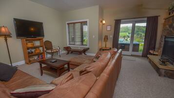 Townhouse, 4 kamar tidur, perapian | Area keluarga | Perapian