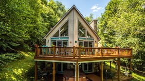 Exterior - Heart and Soul 4 Bedroom House (Oakland)