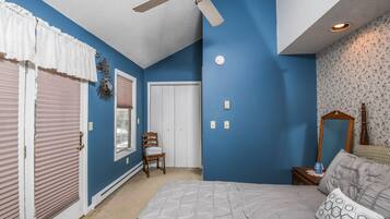 House, Multiple Beds, Fireplace | 3 bedrooms, free WiFi, bed sheets