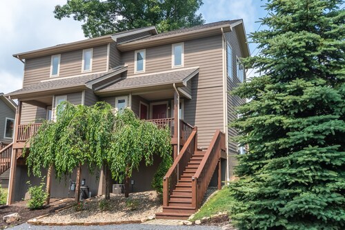 Cedar Creek 4 Bedroom Townhome #14