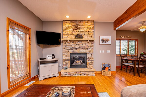 House, Multiple Beds, Hot Tub | Living room | TV, fireplace, DVD player