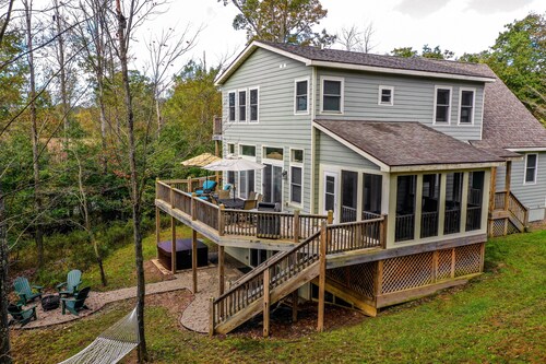 Deep Creek Dream 4 Bedroom House