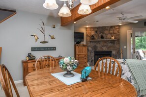 Interior - Deep Creek Village 3 Bedroom Townhome #39 (McHenry)