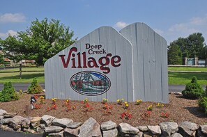 Exterior - Deep Creek Village 3 Bedroom Townhome #39 (McHenry)