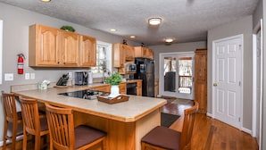 House, 3 Bedrooms, Fireplace | Private kitchen | Coffee/tea maker, fridge, microwave, oven