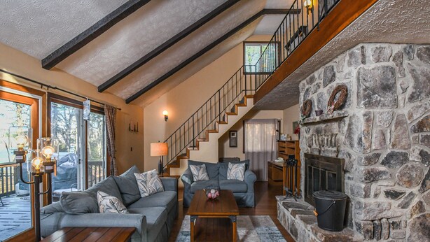 Ferienhaus, Mehrere Betten, Kamin | Wohnzimmer