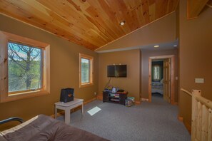 House, Multiple Beds, Hot Tub | 4 bedrooms, free WiFi - Zen at Southridge 4 Bedroom House (McHenry)