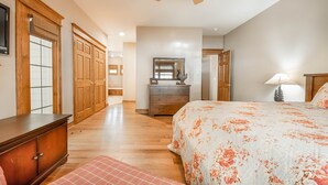 House, Multiple Beds, Hot Tub - Stone Mountain Vista 5 Bedroom House (McHenry)