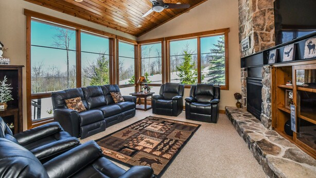 House, Multiple Beds, Hot Tub | Living room - Glacier Paradise 5 Bedroom Townhome (McHenry)