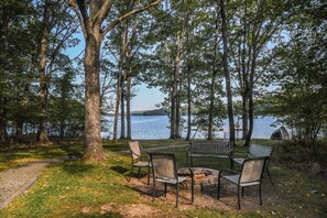 Property grounds - Nature's Retreat 5 Bedroom House (Oakland)