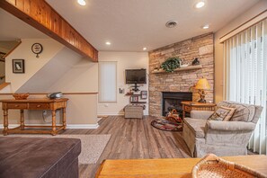 TV, fireplace, DVD player