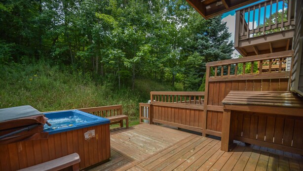 Outdoor spa tub - Villages of the Wisp Winding Way 2 Bedroom Townhome #34 (McHenry)