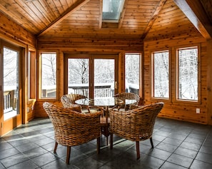 House, Multiple Beds, Fireplace | Living room