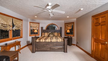 House, Multiple Beds, Hot Tub | 4 bedrooms, free WiFi