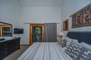 Room - All Decked Out 4 Bedroom House (McHenry)