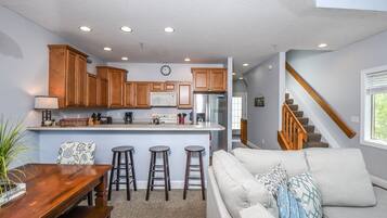 House, Multiple Beds, Hot Tub | Living room | TV, fireplace, DVD player