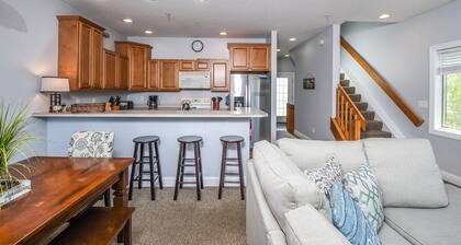 It's 5 O'Clock Somewhere 4 Bedroom Townhome