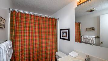 House, Berbilang Katil, Hot Tub | Bilik Mandi | Tuala disediakan