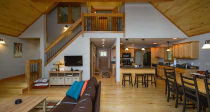 Coppertop Lodge 4 Bedroom House