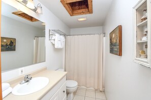Bathroom - A Wonderful Place 5 Bedroom House (Swanton)