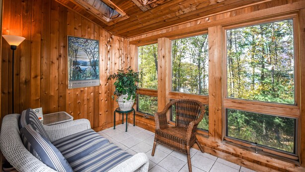 Unclassified image, 1 of 20, button - A Wonderful Place 5 Bedroom House (Swanton)