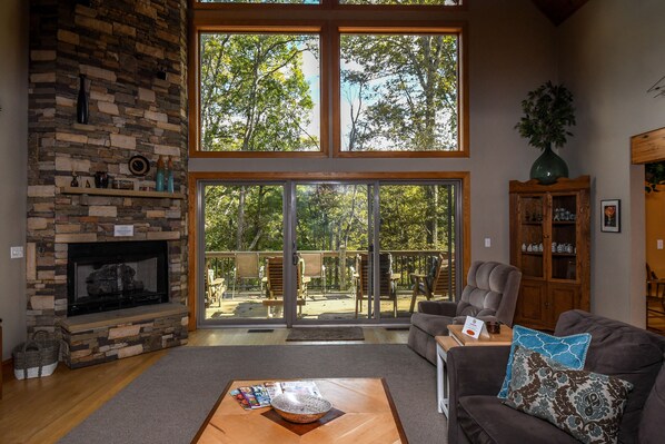 House, Multiple Beds, Fireplace | Living room | TV, fireplace, DVD player