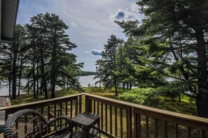 House, Multiple Beds, Fireplace | Balcony - Clear View 4 Bedroom House (Oakland)