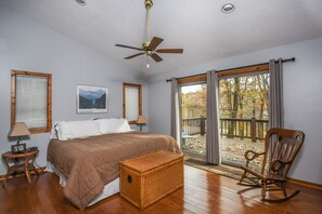 House, Multiple Beds, Fireplace | 5 bedrooms, free WiFi, bed sheets - Mirabella Eclano 5 Bedroom House (McHenry)