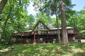 Exterior - Mirabella Eclano 5 Bedroom House (McHenry)