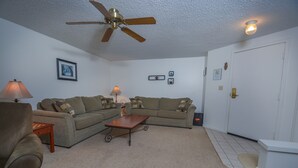 House, 2 Queen Beds, Fireplace | Living room | TV, fireplace, DVD player - Ski Harbor 2 Bedroom Townhome #45 (McHenry)