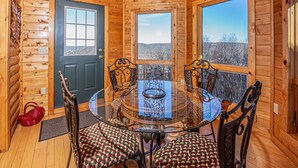 Private kitchen - Vista Bonita 5 Bedroom House (McHenry)