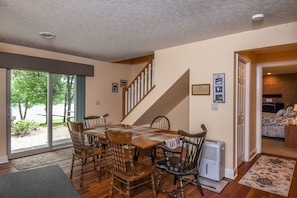 House, 2 Queen Beds, Patio | Living room | TV, fireplace, DVD player