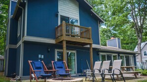 Property grounds - Golden Pond 2 Bedroom House (Swanton)