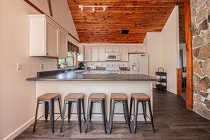 Peti sejuk, ketuhar gelombang mikro, ketuhar, dapur 