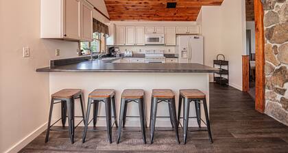 Camp Deep Creek 6 Bedroom House