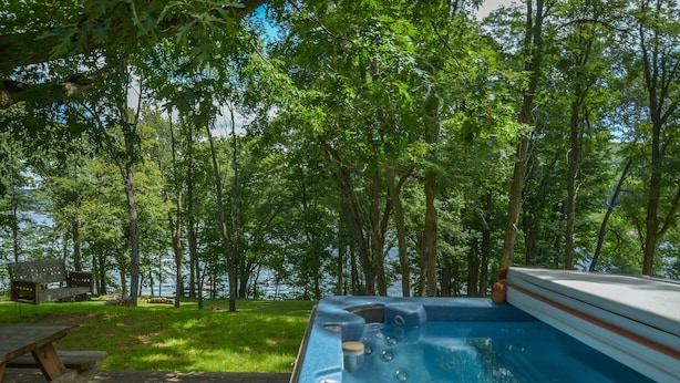 House, Multiple Beds, Hot Tub | Pool - All About Me 4 Bedroom House (McHenry)