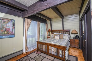 House, Multiple Beds, Hot Tub, Mountain View