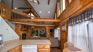 House, Multiple Beds, Hot Tub | Private kitchen | Coffee/tea maker, fridge, microwave, oven - Ursa Minor - Two Bedroom House (Swanton)