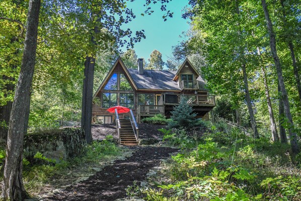 Exterior - Timberlake 3 Bedroom House (McHenry)