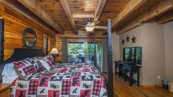 House, Multiple Beds, Hot Tub | 6 bedrooms, free WiFi, bed sheets