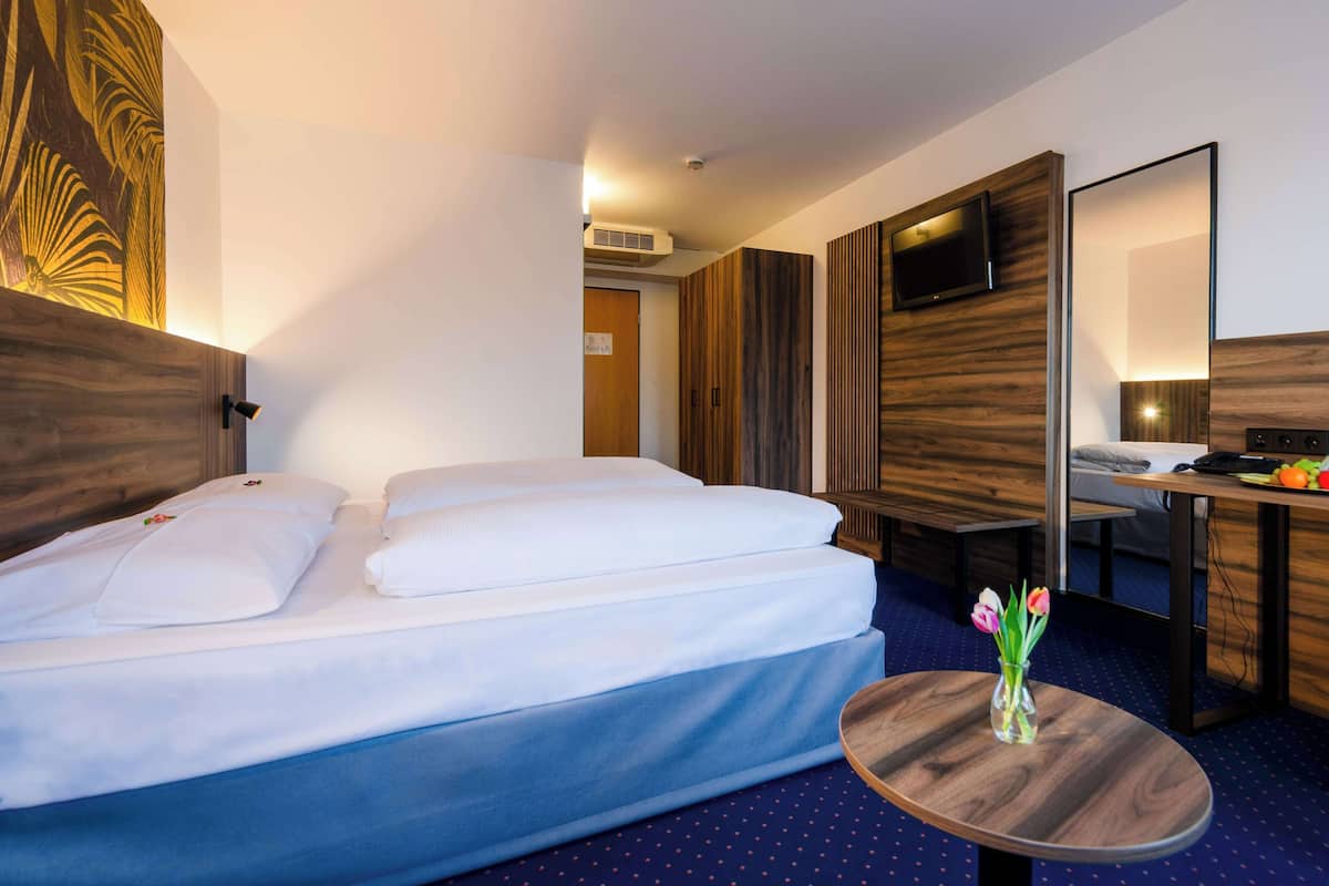 in-room safe, desk, laptop workspace, iron/ironing board