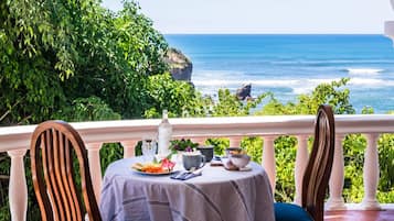 Desayuno completo incluido todos los días