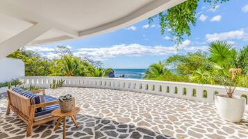 Deluxe Beachfront King Suite with Pool and Sea View | Balcony view