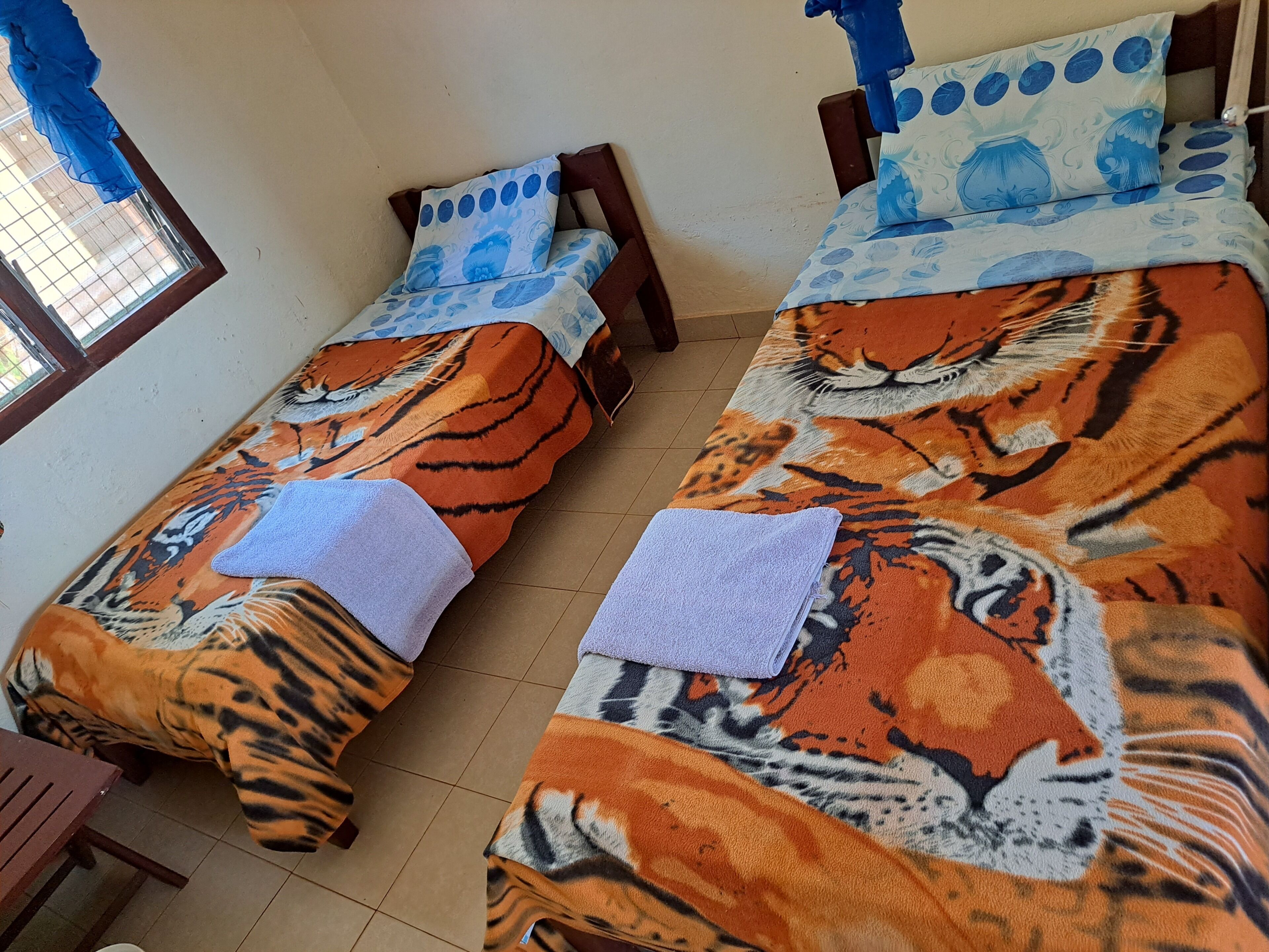 Twin Room, Multiple Beds, Non Smoking | Premium bedding, desk, free WiFi, bed sheets