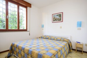 1 bedroom, cots/infant beds, WiFi, bed sheets - Villa Erica (Lignano Sabbiadoro)