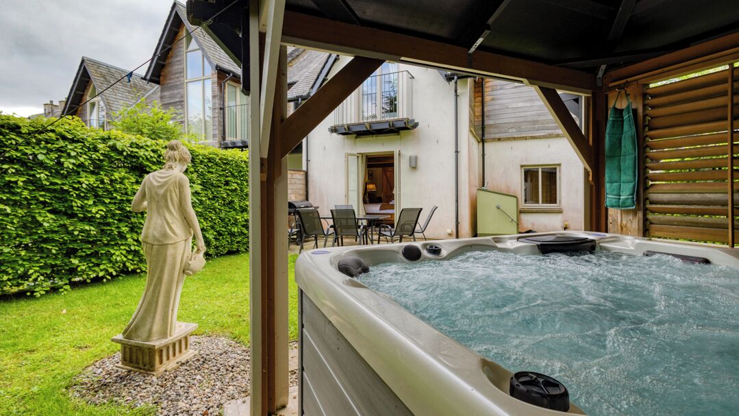 奢華獨棟房屋, 熱水浴缸, 渡假村景觀 (CAPERCAILLIE) | 露台/庭院