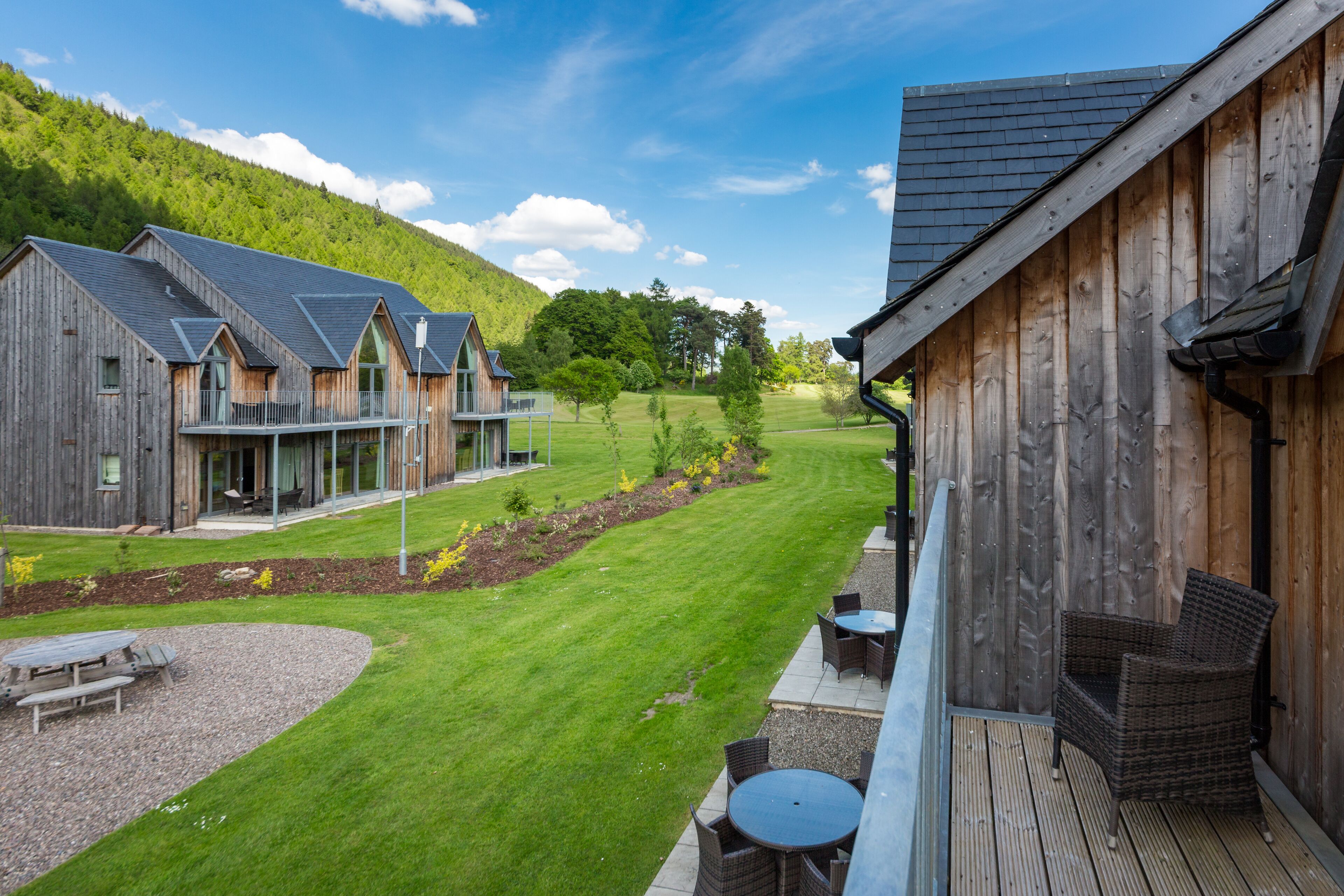 Luxury-Villa, 1 King-Bett, Balkon, Blick auf die Anlage (5  MAXWELLS) | Blick auf den Innenhof