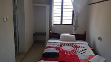 Standard Double Room, Non Smoking | Desk, blackout drapes, iron/ironing board, bed sheets