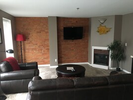 Decoración personalizada, muebles diferentes y escritorio 